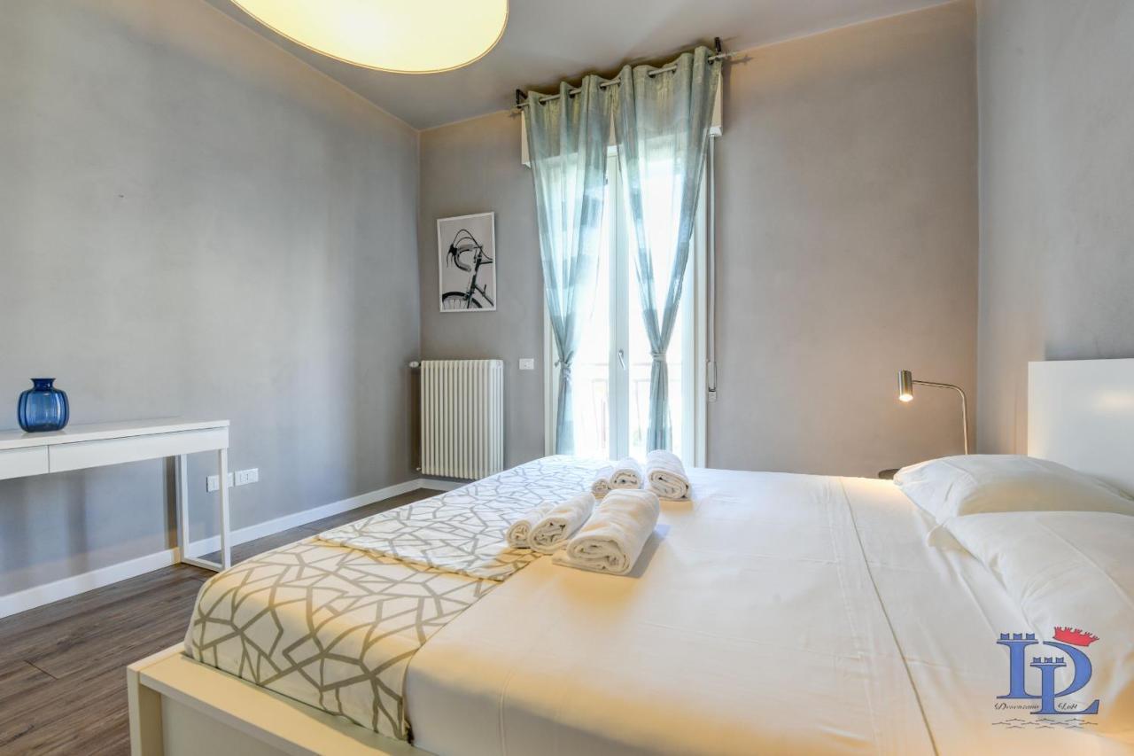 Desenzanoloft Official Partner Marriott Homes & Villas - Bacco Family Apartment Desenzano del Garda Exterior photo