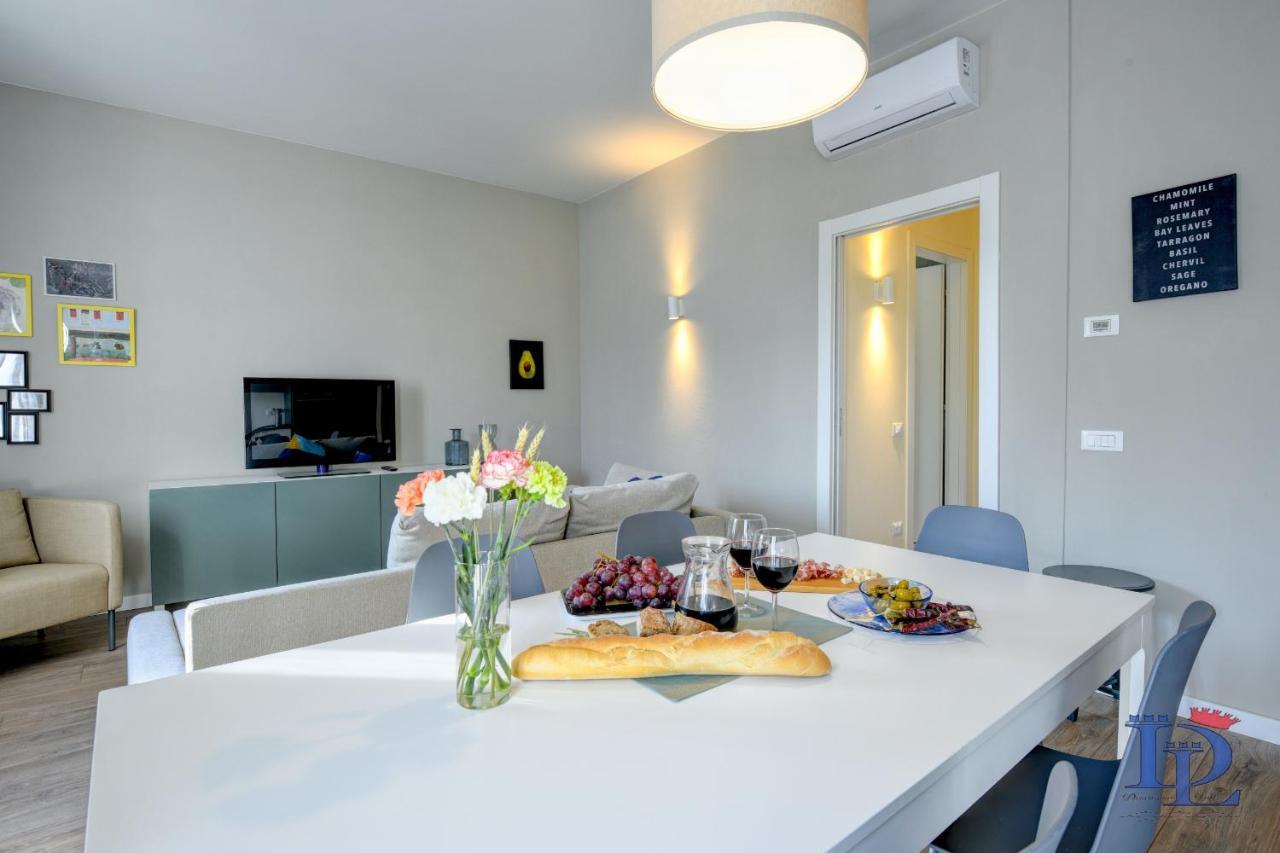 Desenzanoloft Official Partner Marriott Homes & Villas - Bacco Family Apartment Desenzano del Garda Exterior photo