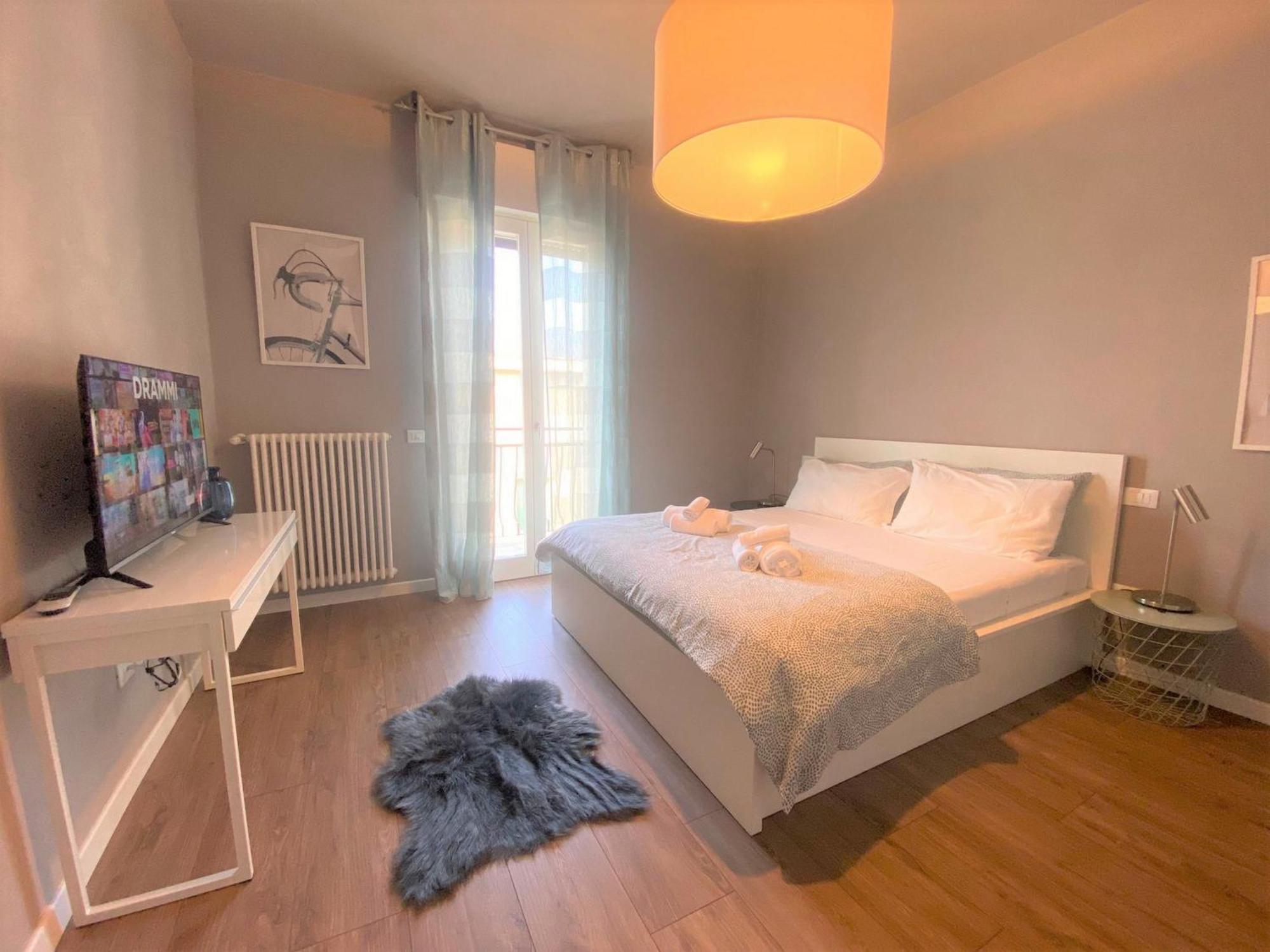 Desenzanoloft Official Partner Marriott Homes & Villas - Bacco Family Apartment Desenzano del Garda Exterior photo